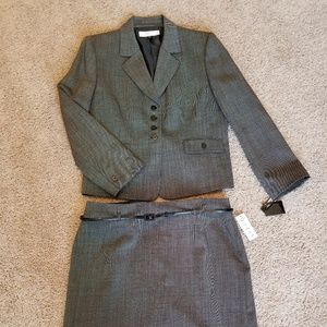 NWT CLASSIC TAHARI SKIRT SUIT 14 PETITE